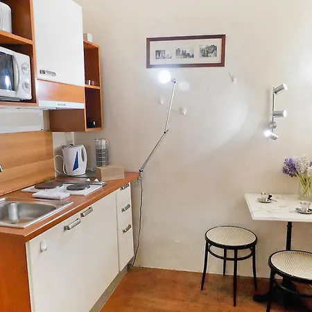 Apartment Harpe Paris